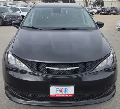 Another view of 2023 CHRYSLER VOYAGER LX for sale in Des Moines, IA at Capital City Motor Company