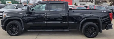More photos of 2020 GMC SIERRA K1500 EL Elevation at Capital City Motor Company, IA