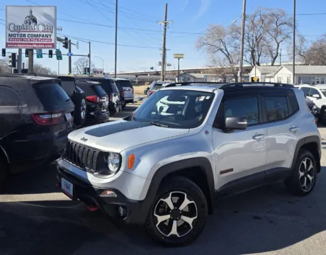 Silver 2021 JEEP RENEGADE TRAILH Trailhawk for sale in Des Moines, IA