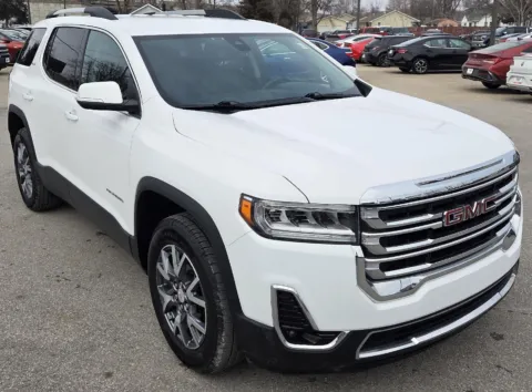 Photos of 2023 GMC Acadia SLT for sale in Des Moines, IA at Capital City Motor Company