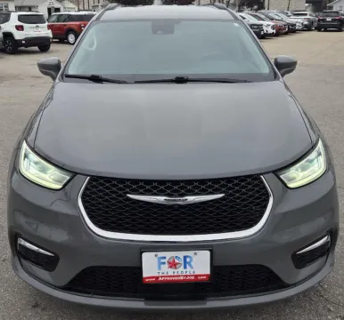 Another view of 2022 CHRYSLER PACIFICA TOURIN Touring L for sale in Des Moines, IA at Capital City Motor Company