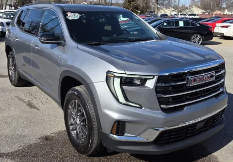 Photos of 2025 GMC Acadia FWD Elevation for sale in Des Moines, IA at Capital City Motor Company