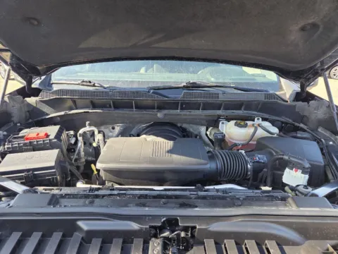 More photos of 2022 Chevrolet Silverado 1500 LTZ at Capital City Motor Company, IA