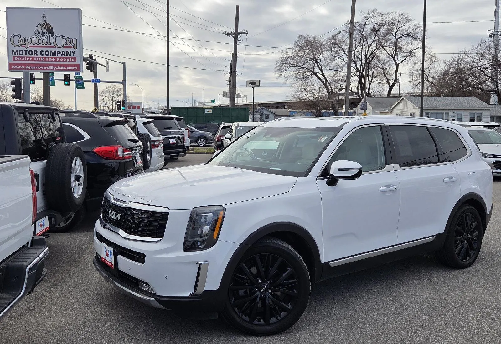 White 2022 Kia Telluride SX for sale in Des Moines, IA