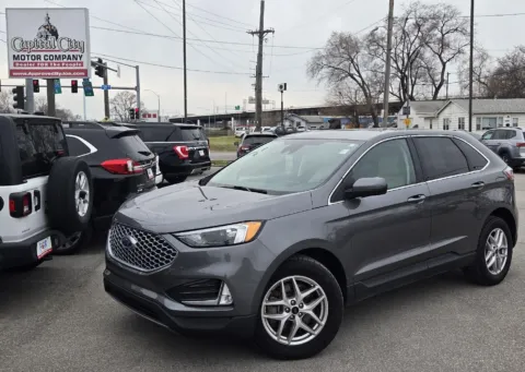 Black 2023 Ford Edge SEL for sale in Des Moines, IA