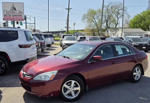 Red 2005 Honda Accord Sdn EX for sale in Des Moines, IA