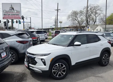 White 2025 Chevrolet Trailblazer LT for sale in Des Moines, IA