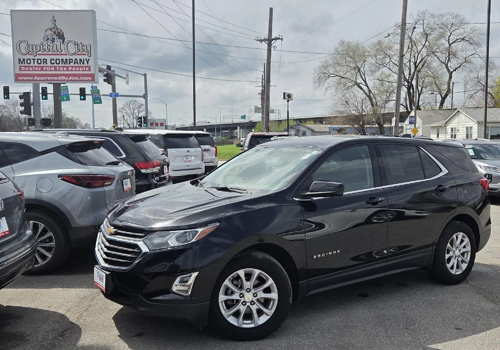 Black 2018 Chevrolet Equinox LT for sale in Des Moines, IA