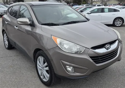 Photos of 2013 Hyundai Tucson Limited for sale in Des Moines, IA at Capital City Motor Company