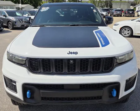 Another view of 2022 Jeep Grand Cherokee 4xe Trailhawk for sale in Des Moines, IA at Capital City Motor Company