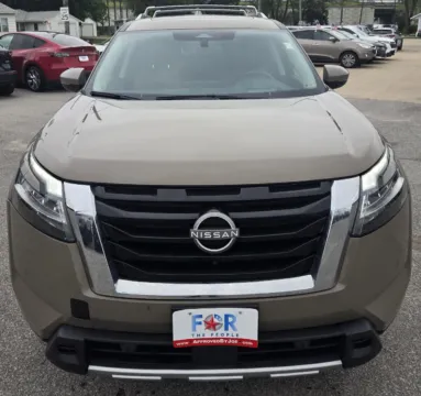 Another view of 2023 Nissan Pathfinder Platinum for sale in Des Moines, IA at Capital City Motor Company