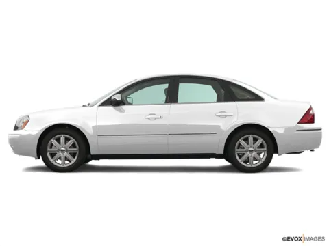 White 2006 FORD FIVE HUNDRED SEL for sale in Des Moines, IA