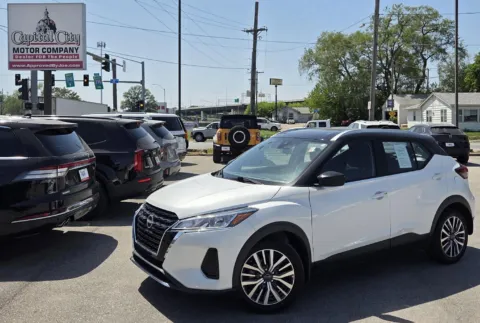 White 2024 Nissan Kicks SV for sale in Des Moines, IA