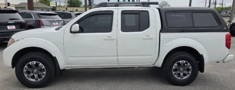 More photos of 2017 Nissan Frontier PRO-4X at Capital City Motor Company, IA