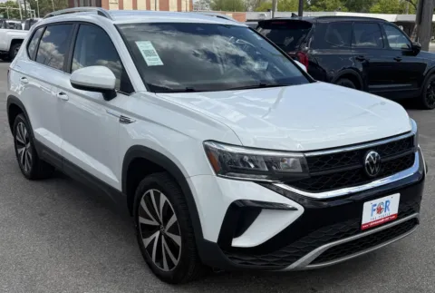 Photos of 2024 Volkswagen Taos SE for sale in Des Moines, IA at Capital City Motor Company