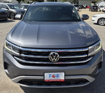 Another view of 2021 Volkswagen Atlas Cross Sport 3.6L V6 SE w/Technology for sale in Des Moines, IA at Capital City Motor Company