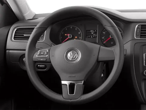 Photos of 2014 Volkswagen Jetta Sedan SE for sale in Des Moines, IA at Capital City Motor Company
