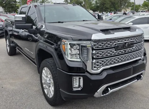 Black 2021 GMC Sierra 2500HD Denali for sale in Des Moines, IA