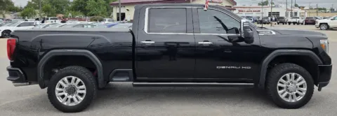 More photos of 2021 GMC Sierra 2500HD Denali at Capital City Motor Company, IA
