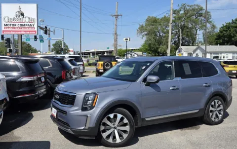 Silver 2022 Kia Telluride EX for sale in Des Moines, IA