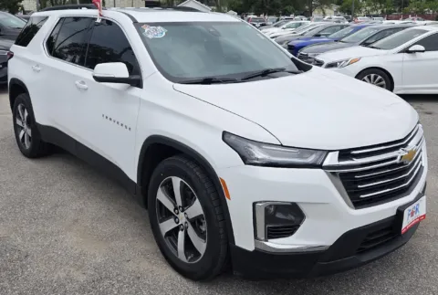 Photos of 2022 Chevrolet Traverse LT Leather for sale in Des Moines, IA at Capital City Motor Company