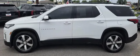 More photos of 2022 Chevrolet Traverse LT Leather at Capital City Motor Company, IA