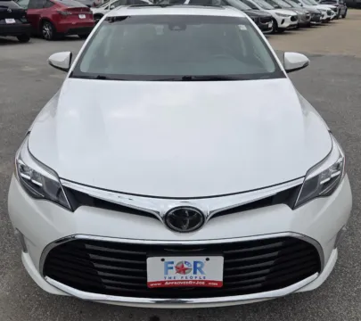 Another view of 2018 Toyota Avalon Touring for sale in Des Moines, IA at Capital City Motor Company