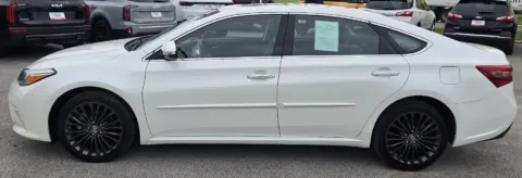 More photos of 2018 Toyota Avalon Touring at Capital City Motor Company, IA