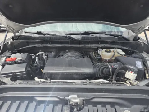 More photos of 2020 GMC Sierra 1500 SLT at Capital City Motor Company, IA