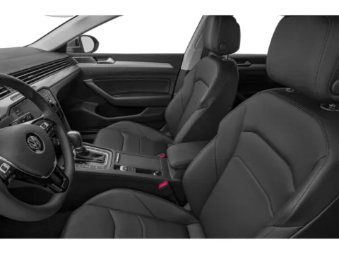 More photos of 2019 Volkswagen Arteon SE at Capital City Motor Company, IA