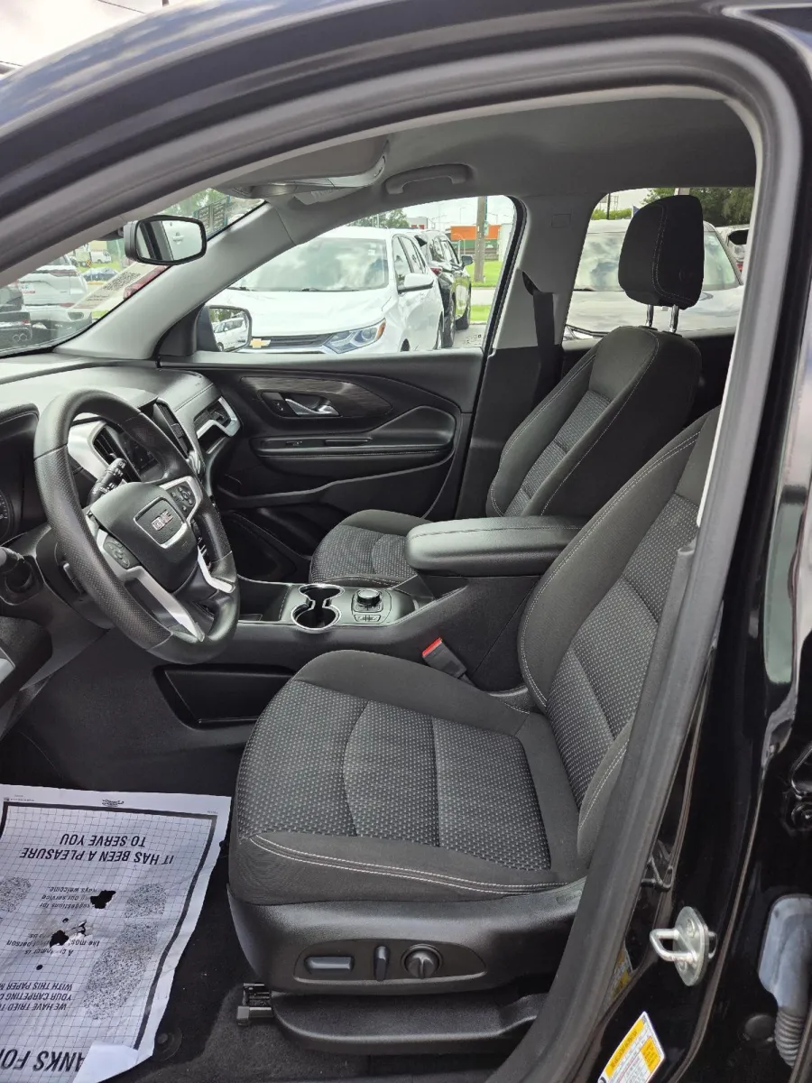GMC Terrain photo 19