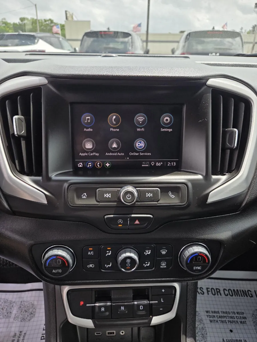 GMC Terrain photo 26