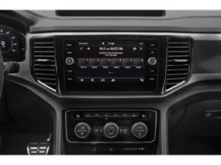More photos of 2020 Volkswagen Atlas Cross Sport 3.6L V6 SEL Premium R-Line at Capital City Motor Company, IA