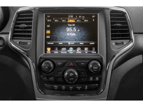 More photos of 2020 Jeep Grand Cherokee Laredo E at Capital City Motor Company, IA
