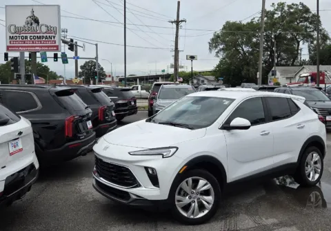 White 2025 Buick Encore GX Preferred for sale in Des Moines, IA