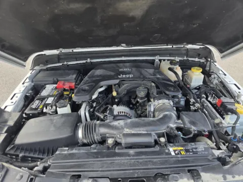 More photos of 2020 Jeep Gladiator Sport S at Capital City Motor Company, IA