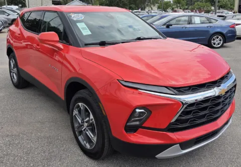 Photos of 2025 Chevrolet Blazer LT for sale in Des Moines, IA at Capital City Motor Company