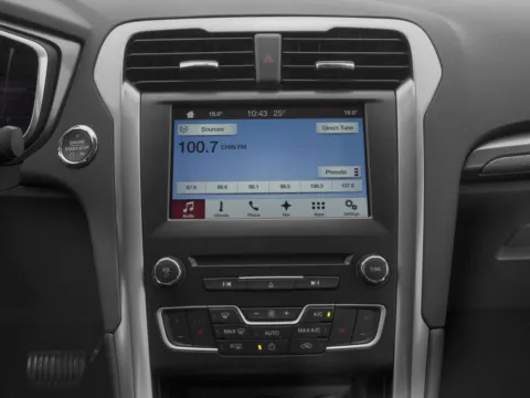More photos of 2018 Ford Fusion SE at Capital City Motor Company, IA