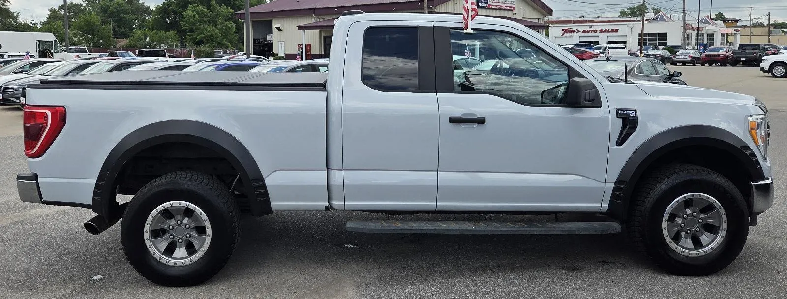 Ford F-150 photo 8