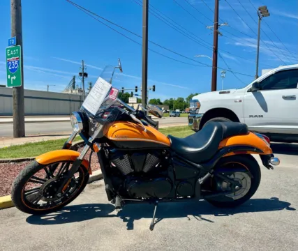 Photos of 2021 KAWASAKI VN900-C Custom for sale in Des Moines, IA at Capital City Motor Company