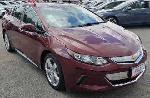 Photos of 2017 Chevrolet Volt LT for sale in Des Moines, IA at Capital City Motor Company