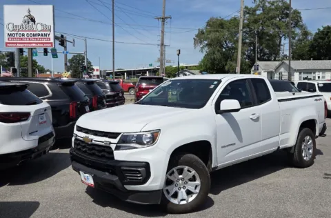 White 2022 Chevrolet Colorado 4WD LT for sale in Des Moines, IA