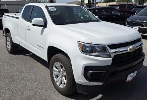 Photos of 2022 Chevrolet Colorado 4WD LT for sale in Des Moines, IA at Capital City Motor Company