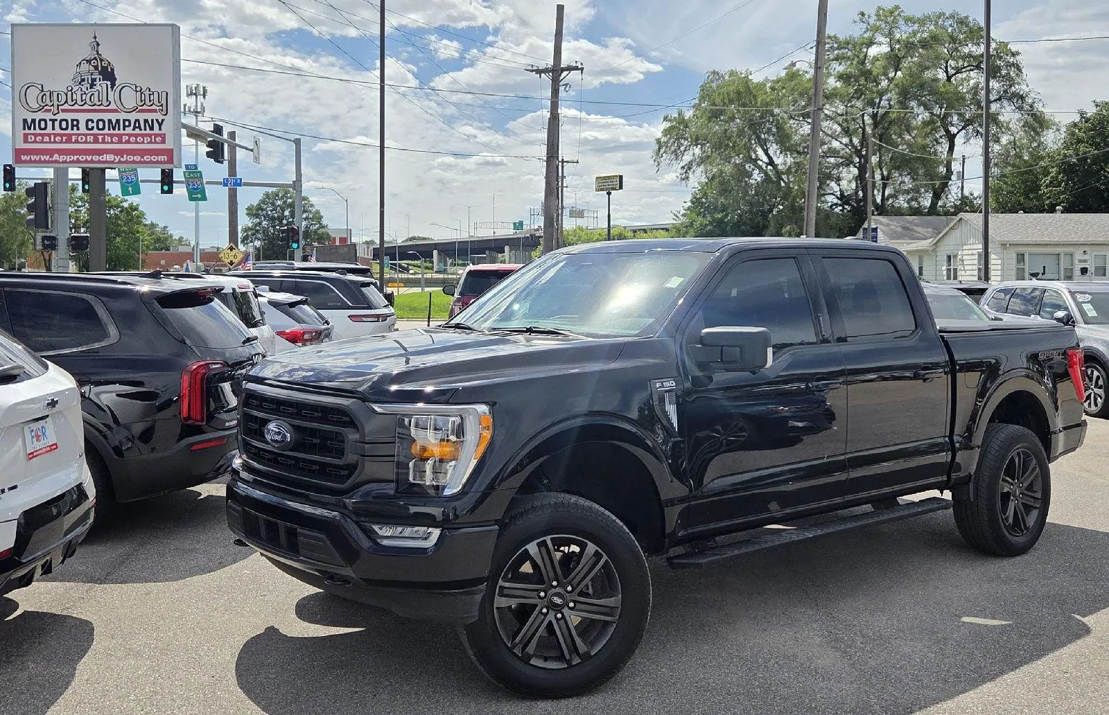 Black 2022 Ford F-150 XLT for sale in Des Moines, IA