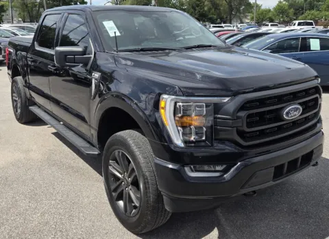 Photos of 2022 Ford F-150 XLT for sale in Des Moines, IA at Capital City Motor Company