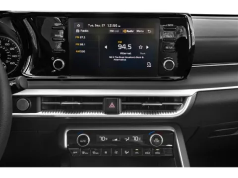 More photos of 2023 Kia K5 LXS at Capital City Motor Company, IA