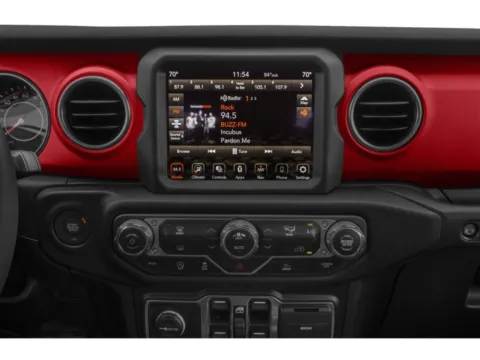 More photos of 2021 Jeep Gladiator Rubicon at Capital City Motor Company, IA