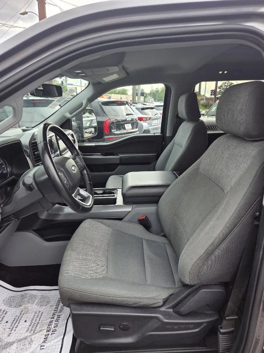 Ford F-150 photo 17