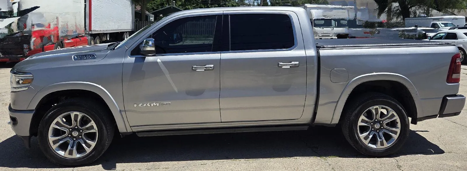 Ram 1500 photo 7