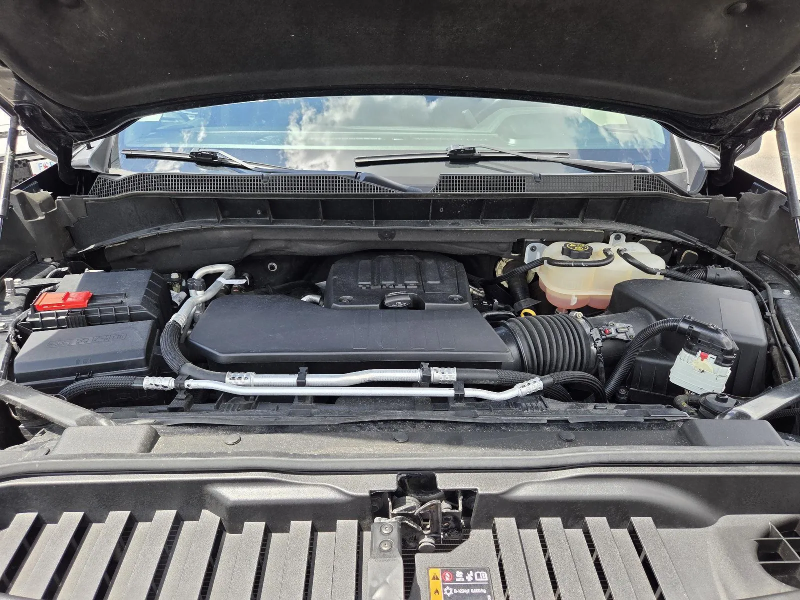 Chevrolet Silverado photo 5